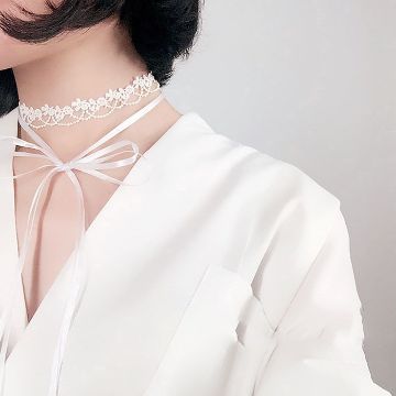 Picture of Ingite White Lace Chocker